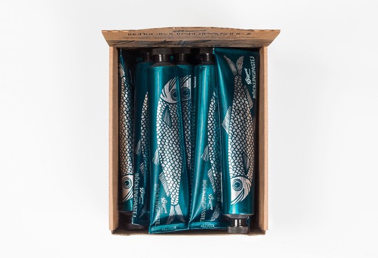 魚(yú)子醬包裝設(shè)計(jì)參考(圖4)