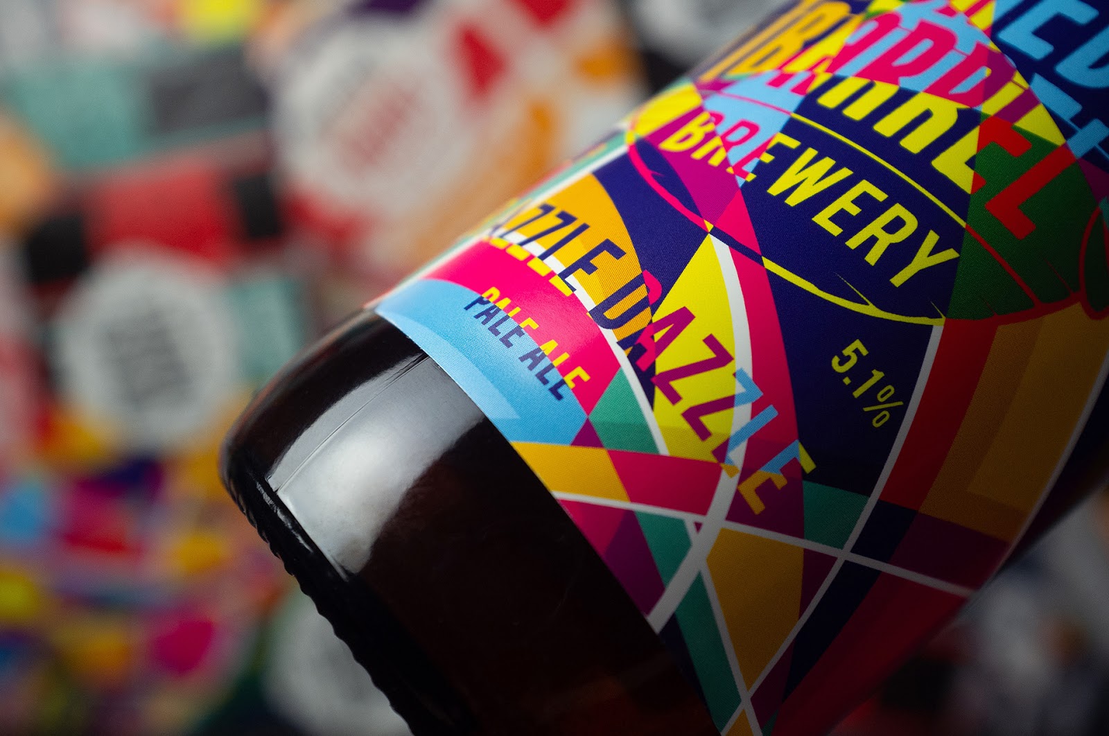 青島果酒包裝設(shè)計(圖13) 青島果酒包裝設(shè)計(圖13)